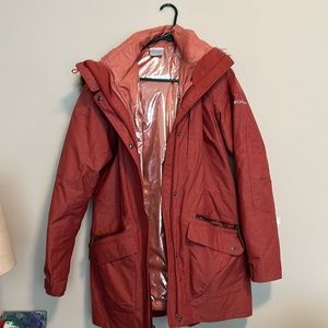 Large Columbia 3 in one coat